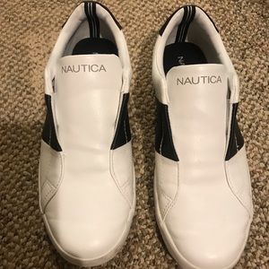 Nautica White/Navy Casual Sneakers